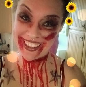 Meet your Posher, Ali